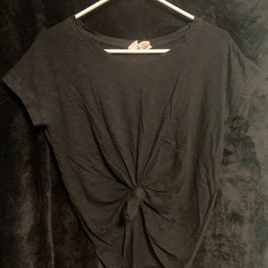 Black toed short sleeve
